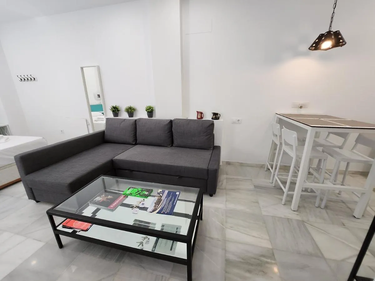 Allo Apartments 