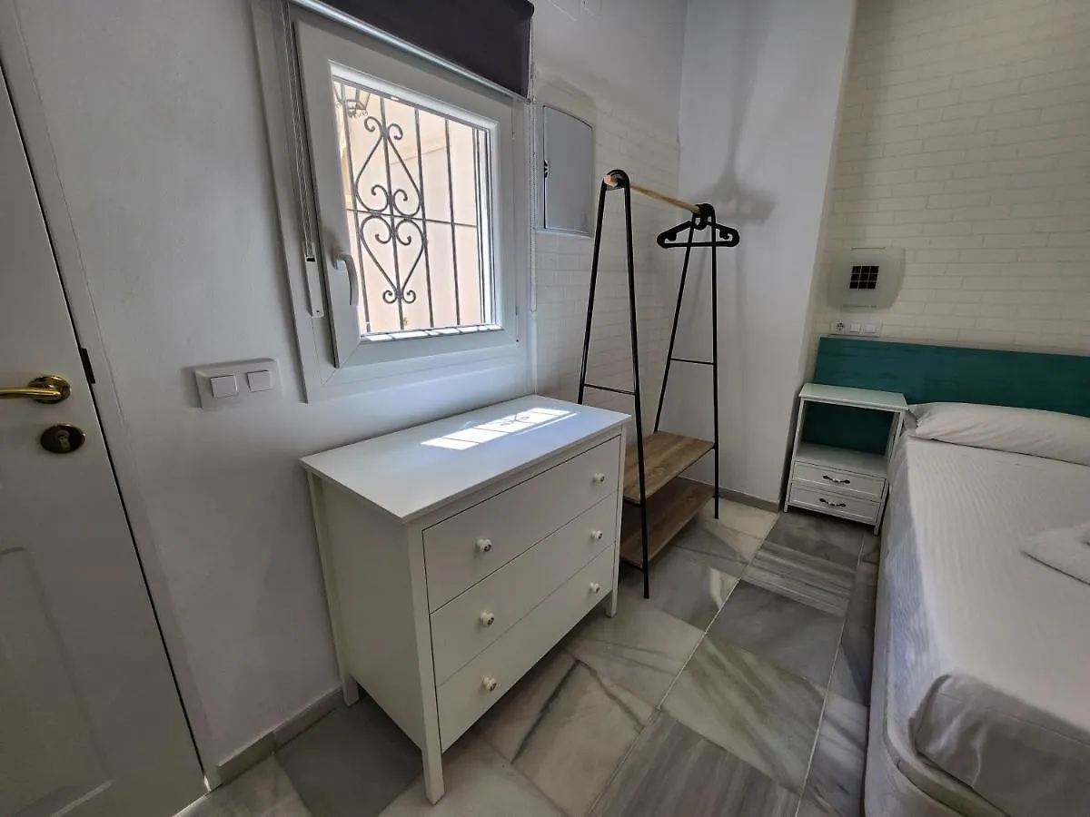 Allo Apartments 