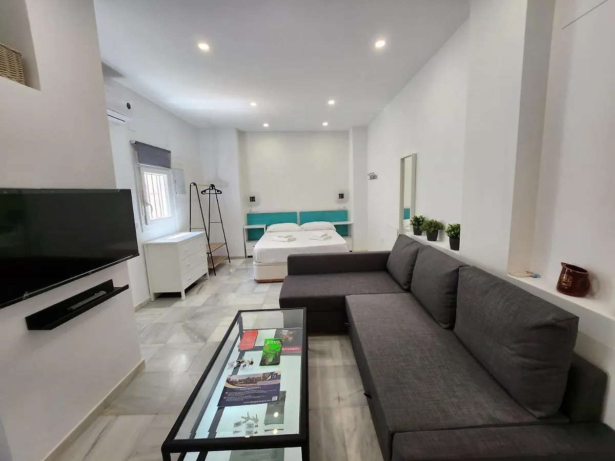 Allo Apartments 