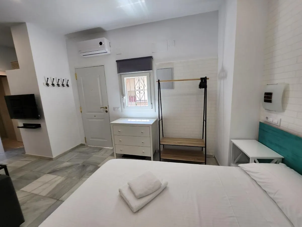 Allo Apartments 